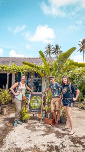 Beanbag Bintan Backpacker