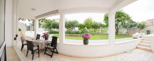 One-Bedroom Apartment with Terrace