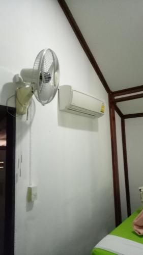 Standard Bungalow with Fan image 5
