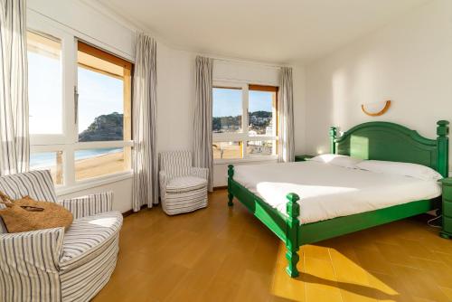 Edificio Tropicana, Tossa de Mar (Foto 3)