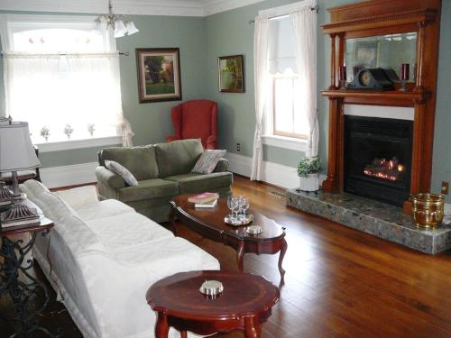 Gables Bed & Breakfast in Clearview (ON)