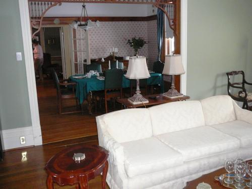 Gables Bed & Breakfast in Clearview (ON)