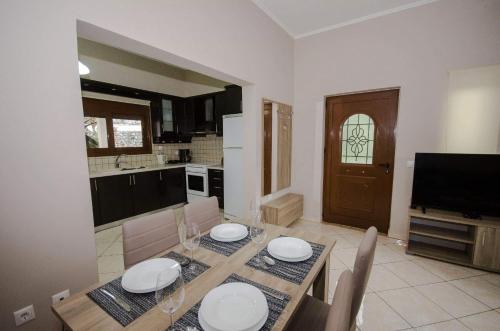  Horio House in Límni