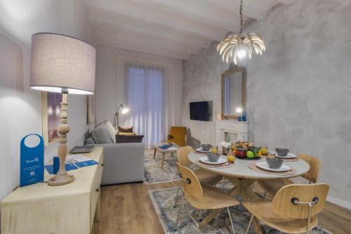 Sweett - The Gothic Room Type - Apartment with Balcony Sweett - The Gothic Room Type - Apartment with Balcony