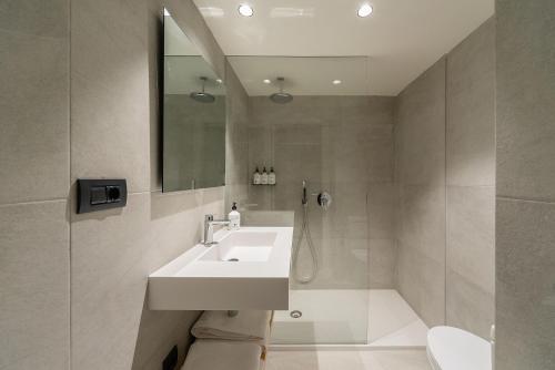 Hotel Distrito Oeste - image 10