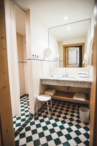 Hotel-Gasthof Weitgasser - image 4