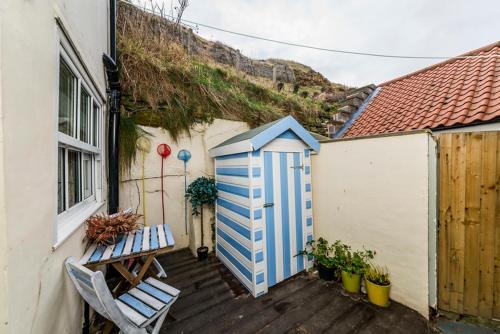 Old Kipper Cottage Old Kipper Cottage