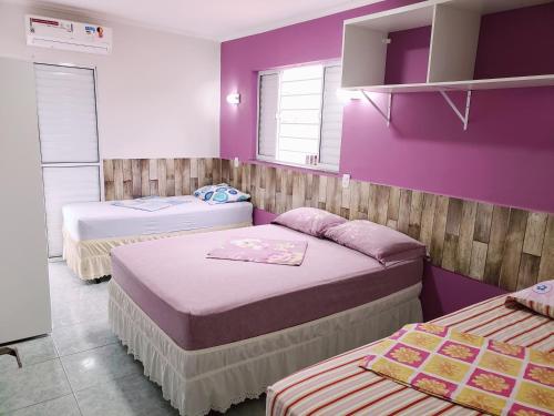 1 double bed, 3 twin beds, 1 futon bed