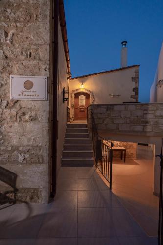  Tzanis Traditional Villa in Elétherna