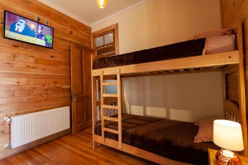 1 bunk bed