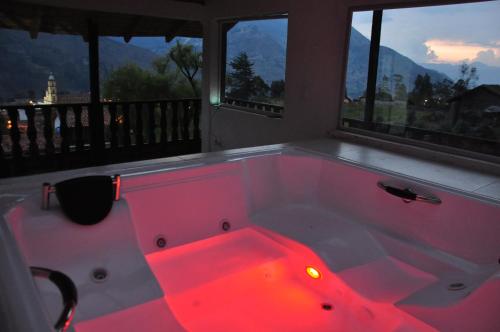Karstais baseins, La Posada Campestre Cabañas (La Posada Campestre Cabanas) in El Cocuy
