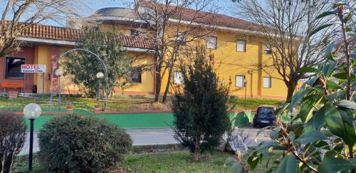 

RistHotel Pianura Inn