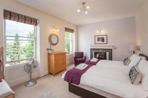 Stunning Spacious Central Apartment near Parade Gardens, Bath (photo 7)