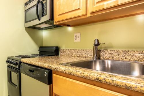 Master Suites Hotel – Waldorf, MD