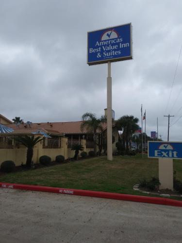 Americas Best Value Inn & Suites-Alvin/Houston