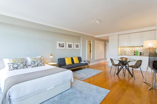 Own Places Carregal Apartment