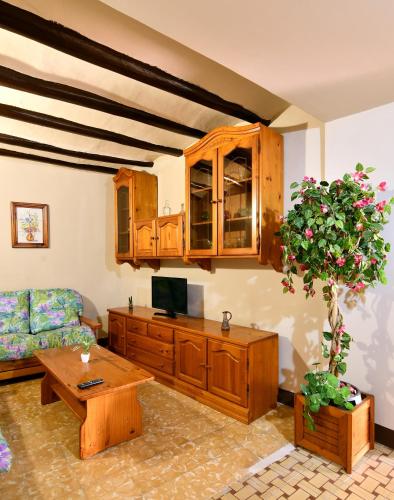 EVA & TRAVEL - El Cor del Montsant in Ulldemolins