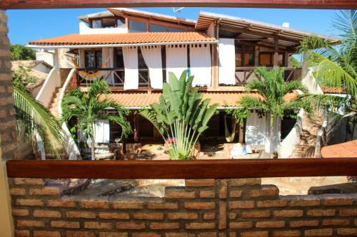 B & B Girassol