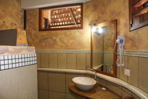B & B Girassol