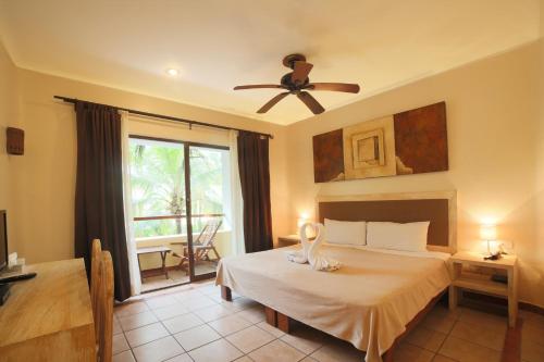 1 queen bed