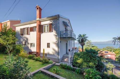  Apartments Dragica in 51512 Njivice