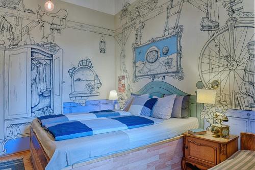 Lavender Circus Hostel Doubles & Ensuites - image 14