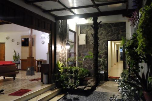 Puri Langenarjan Guest House, Yogyakarta