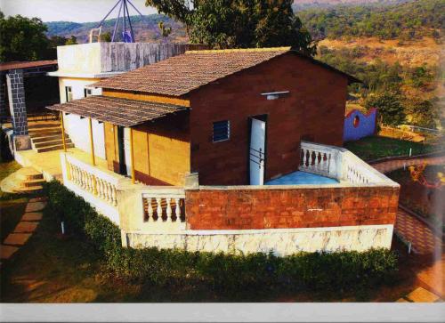 Lonavala 6 Cottage With Commone Swimming Pool In Ambavna India