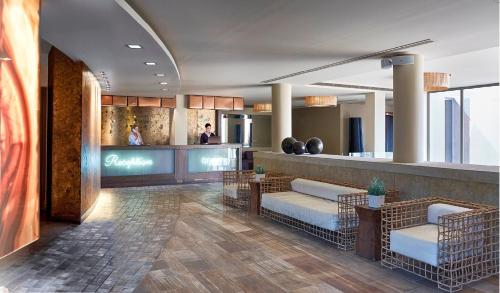 Aegeon Beach Hotel - image 8