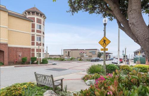 @ Marbella Lane Top Coastline Views, Family Friendly