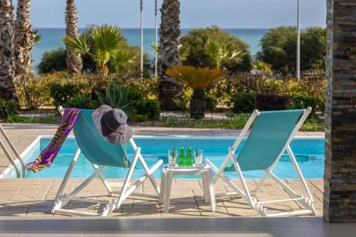 Faros BeachFront Villa - image 6