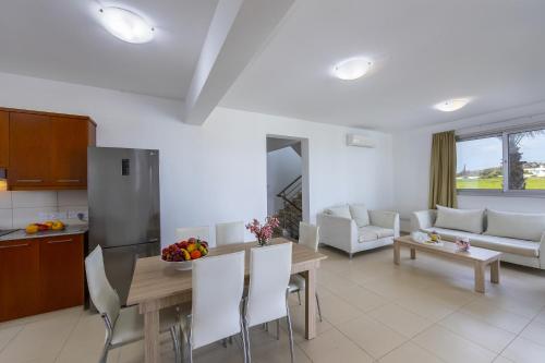 Faros BeachFront Villa - main image