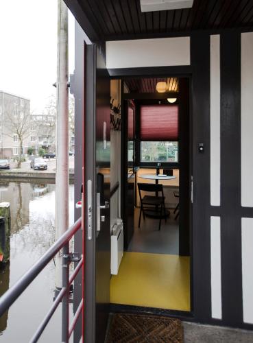 SWEETS - Theophile de Bockbrug, Amsterdam (photo 8)