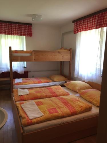 equilibrado Bourgeon Alta exposición Youth Hostel Nika in Kranjska Gora, Slovenia - 500 reviews, price from $49  | Planet of Hotels