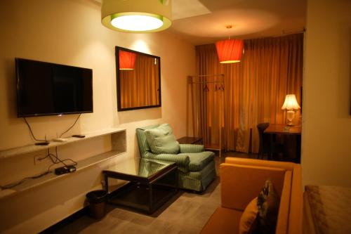 Hotel Villa Highnest - Oragadam -Sriperumbudur