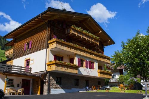  B&B Col Da La Vila, Canazei bei Malga Ciapela