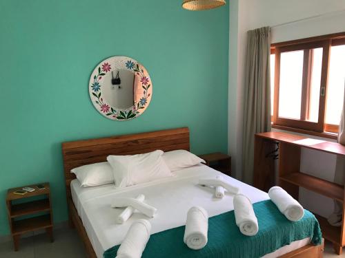 Quadruple Room image 10