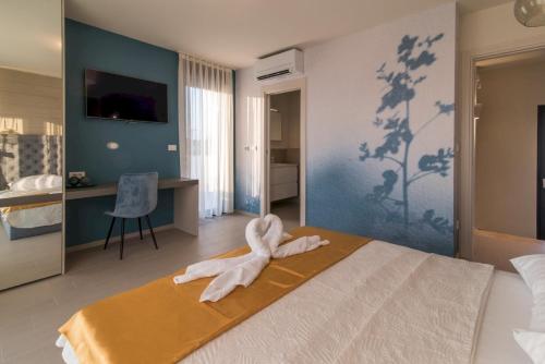 Luxury Villa Viktorija - image 2