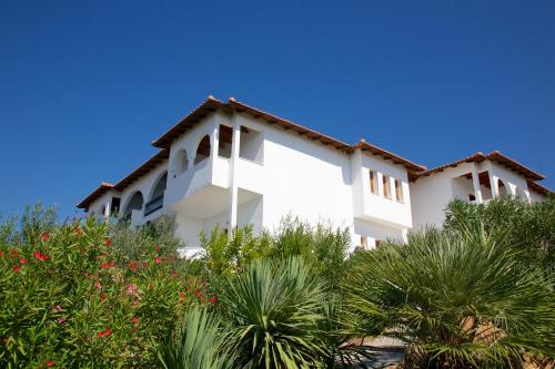 Geranion Village - image 7