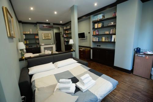 Two Sisters Suites, Neapel (Foto 9)