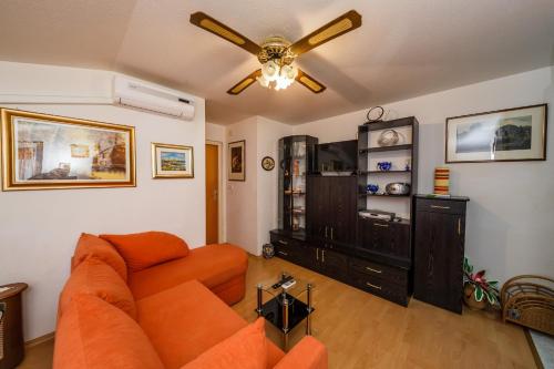  Apartment Skalinada in Kaštela