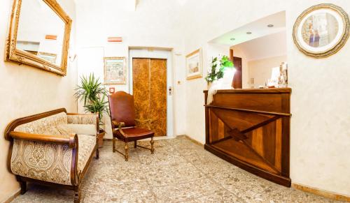Hotel Il Cavalier D'Arpino - image 8