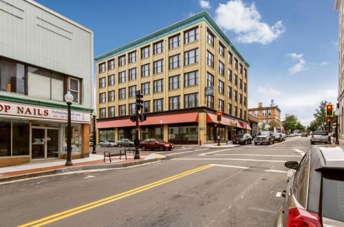 New Bedford Harbor Hotel, Ascend Hotel Collection