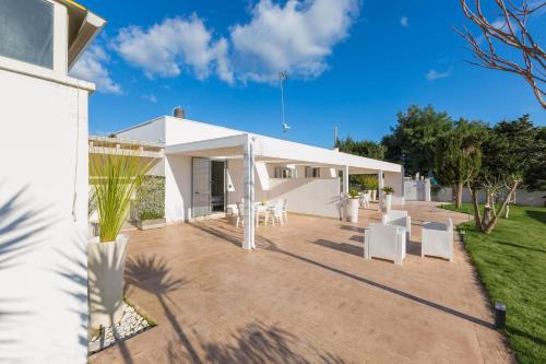 Villa Espada by BarbarHouse