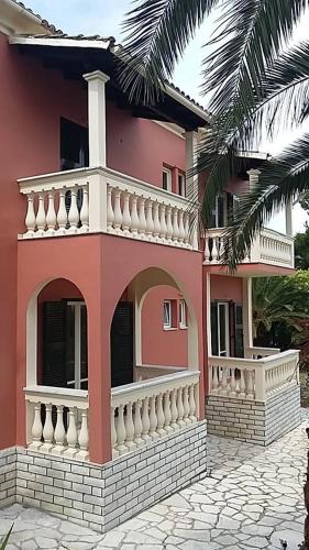 Nautical House Inn