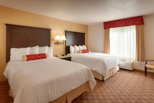 Cortona Inn and Suites Anaheim Resort