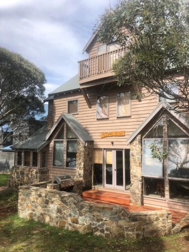 Square Bear - Apartment - Dinner Plain