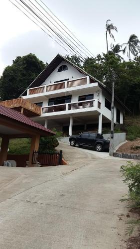 Lennon's House Lennon's House