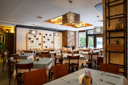 Casa Karina Bansko - Half Board & All Inclusive - image 12
