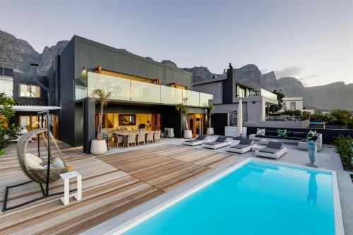 Jo Leo House by Totalstay